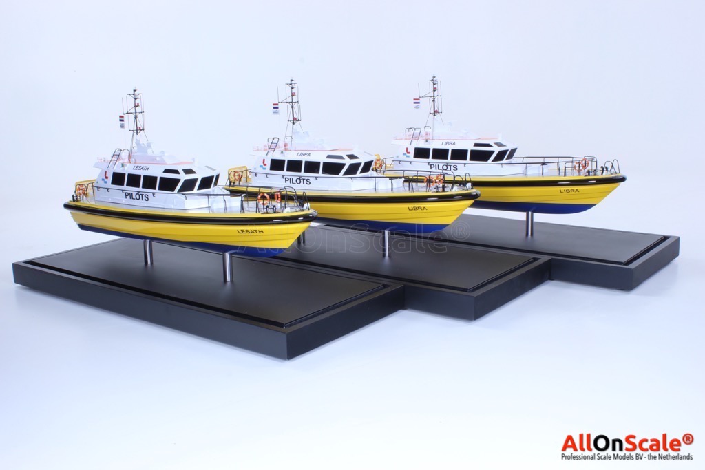Pilot boat 1:50