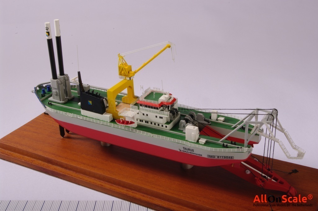 Boskalis Taurus 1:700