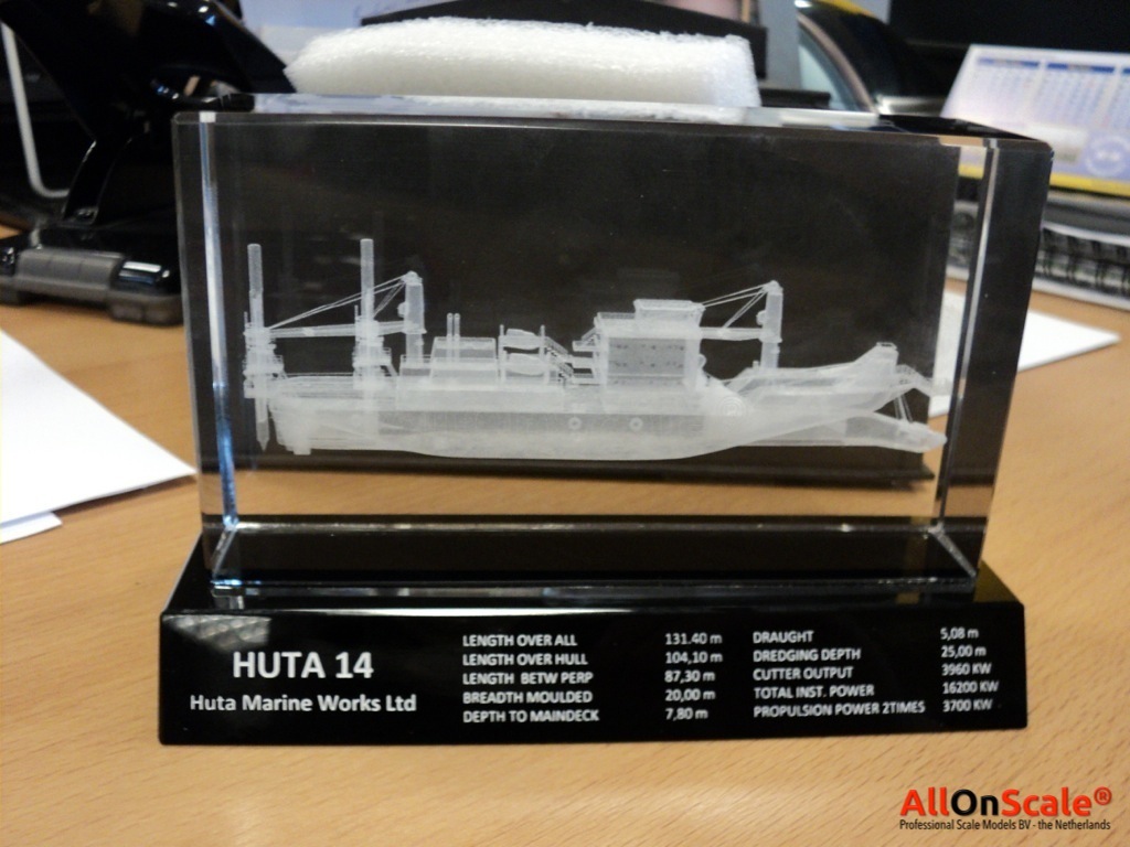 HUTA 14 Crystal Cube