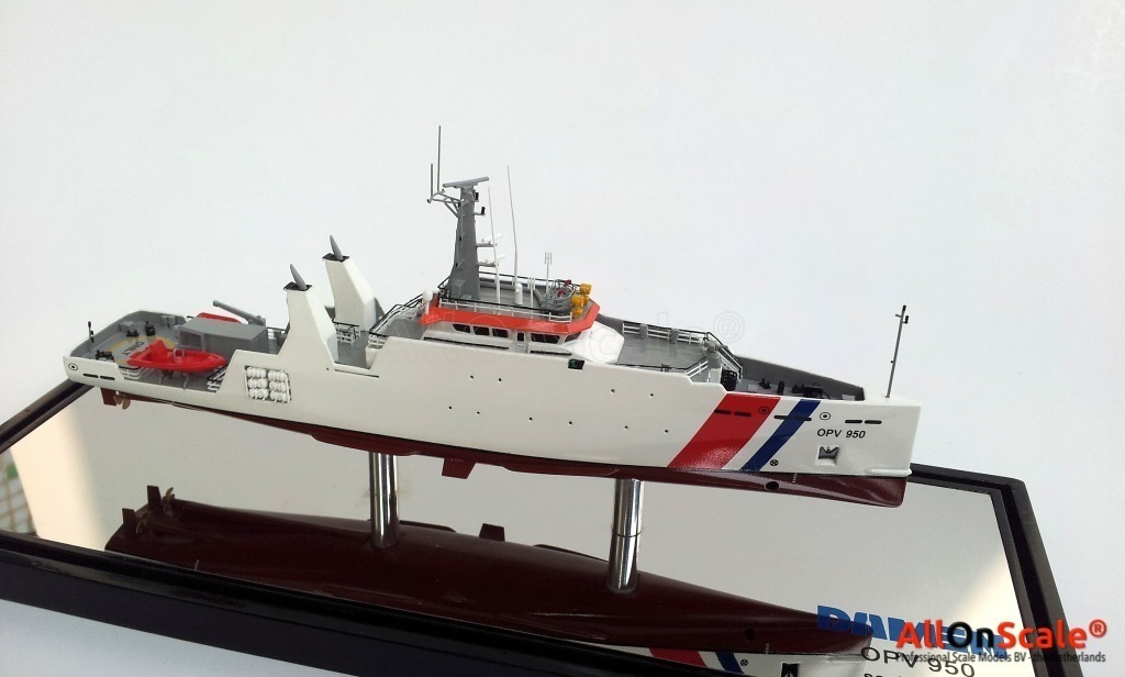 Damen OPV950 1:350