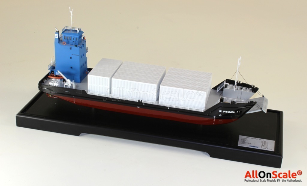 Damen Stan Lander 1:100