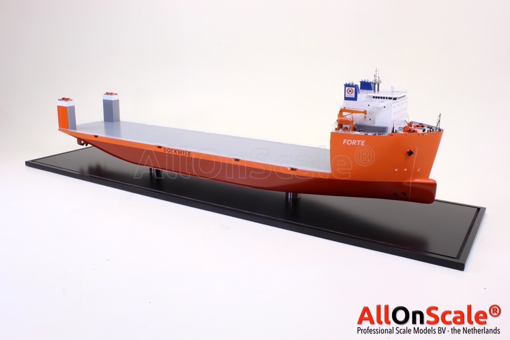 Dockwise Forte 1:150 Repaint
