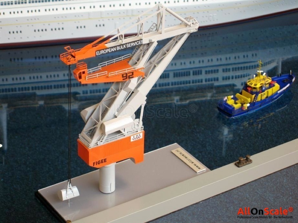 EBS Harbor Crane 1:300