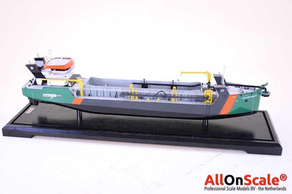 IHC Easy Dredge 3700 1:100