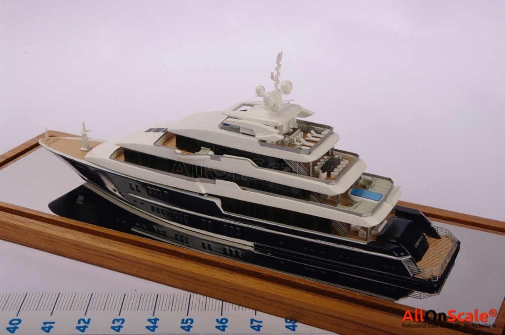 NewCruise 1:400