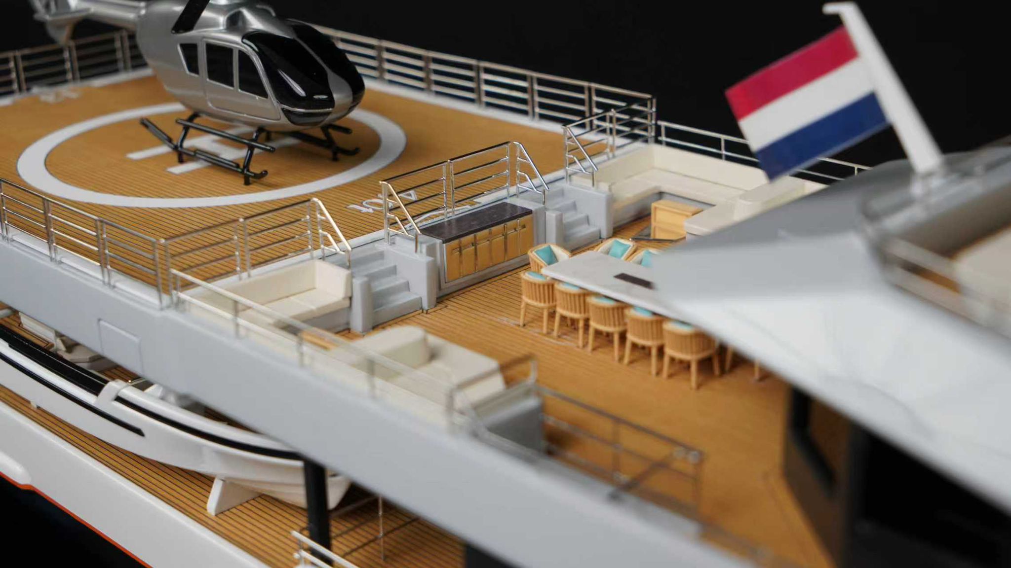 Damen Yachting Xplorer 60