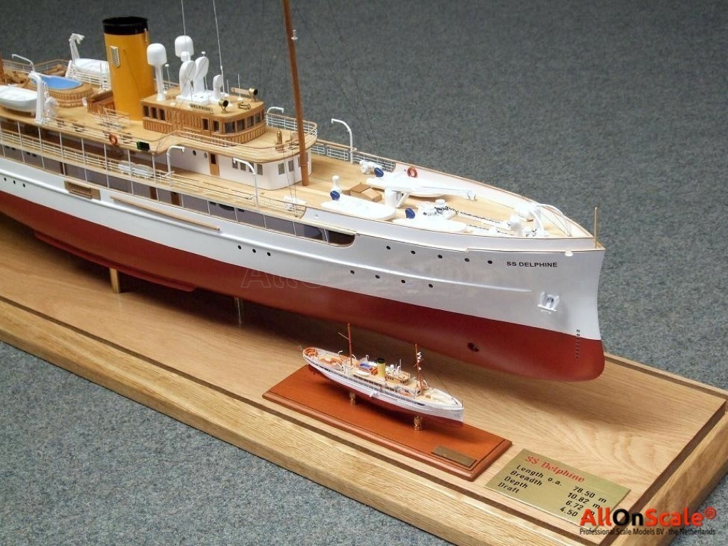 SS Delphine 1:65